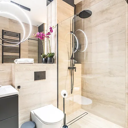 Rentplanet - Przy Muzeum Slaskim Apartamento